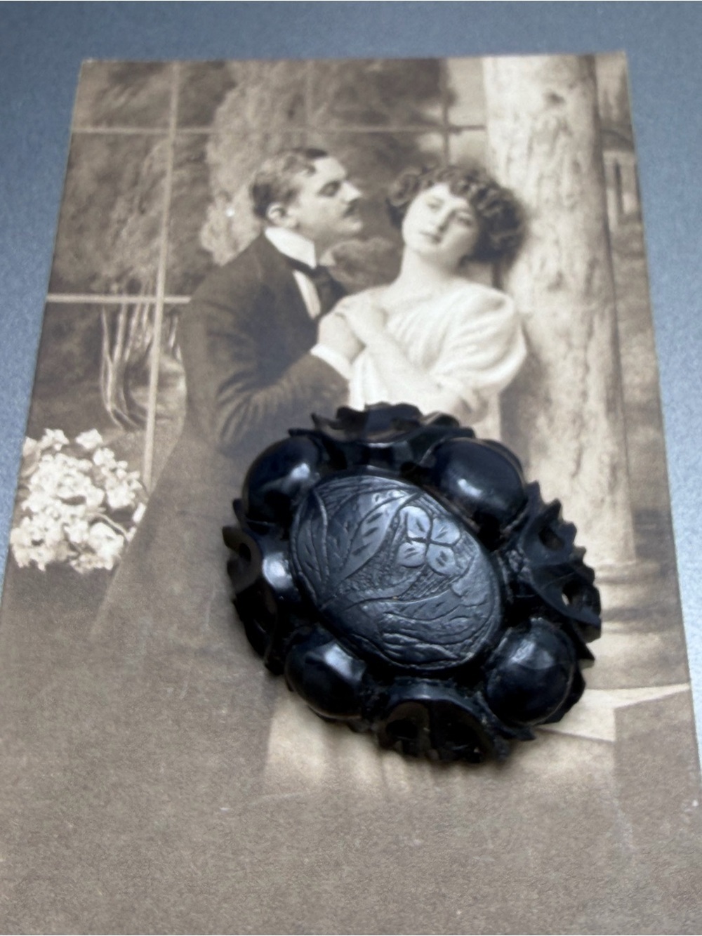 Victorian Mourning Brooch Gutta Percha #cz52